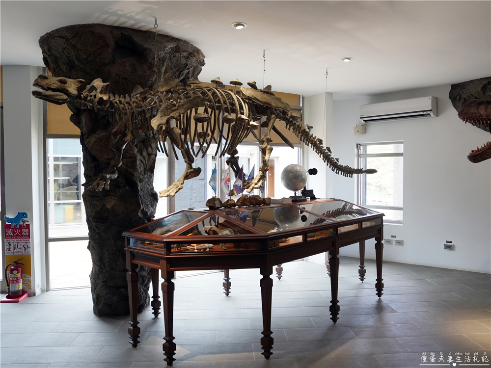 【澎湖西嶼。景點】『小門地質探索館+鯨魚洞』吼門之珠！澎湖小門嶼的經典景點~ @傻蛋夫妻生活札記