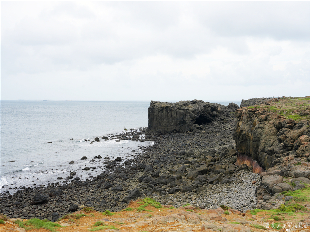 【澎湖西嶼。景點】『小門地質探索館+鯨魚洞』吼門之珠！澎湖小門嶼的經典景點~ @傻蛋夫妻生活札記