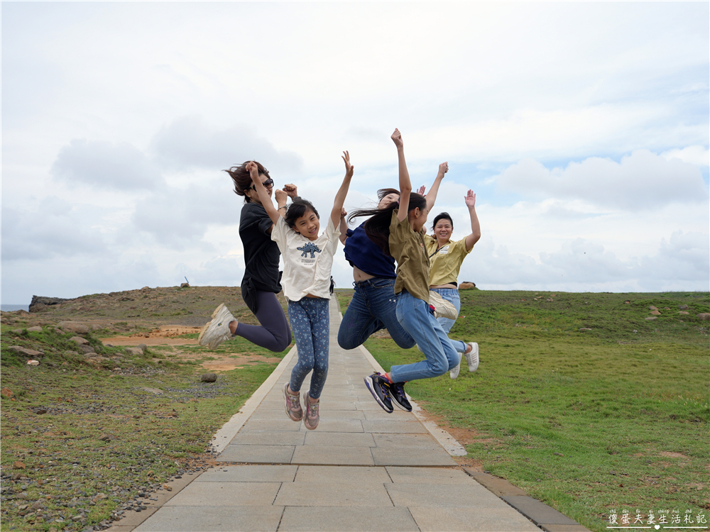 【澎湖西嶼。景點】『小門地質探索館+鯨魚洞』吼門之珠！澎湖小門嶼的經典景點~ @傻蛋夫妻生活札記