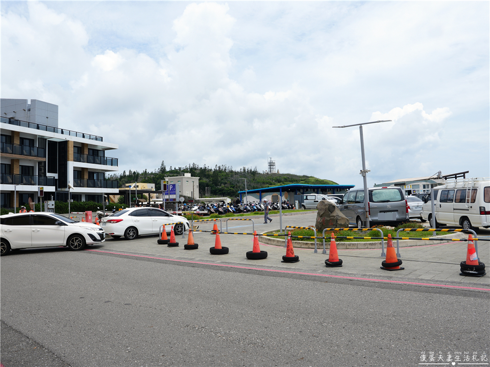 【澎湖湖西。景點】『奎壁山摩西分海』澎湖必訪奇景！走進大自然獨一無二的神祕通道~ @傻蛋夫妻生活札記