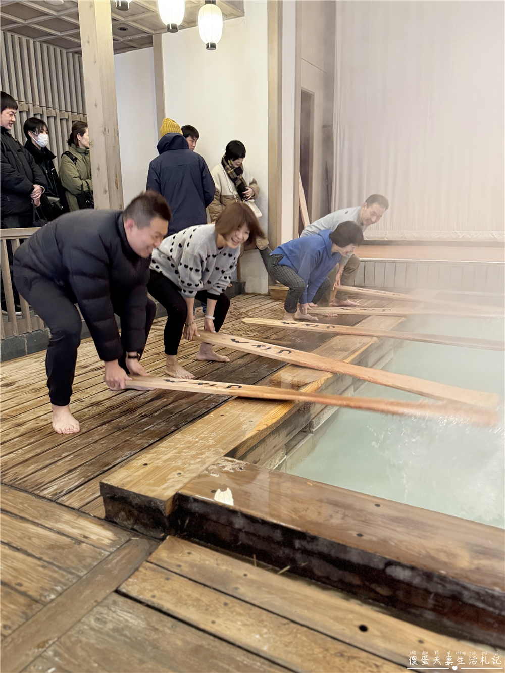 【日本群馬。景點】『熱乃湯』湯揉體驗！感受草津溫泉最道地的傳統魅力！ @傻蛋夫妻生活札記