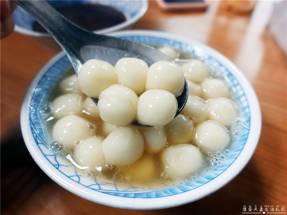 【宜蘭羅東。美食】『羅東紅豆湯圓』經營超過一甲子，號稱全國最好吃！料多爆滿的Q彈美味紅豆湯圓！ @傻蛋夫妻生活札記