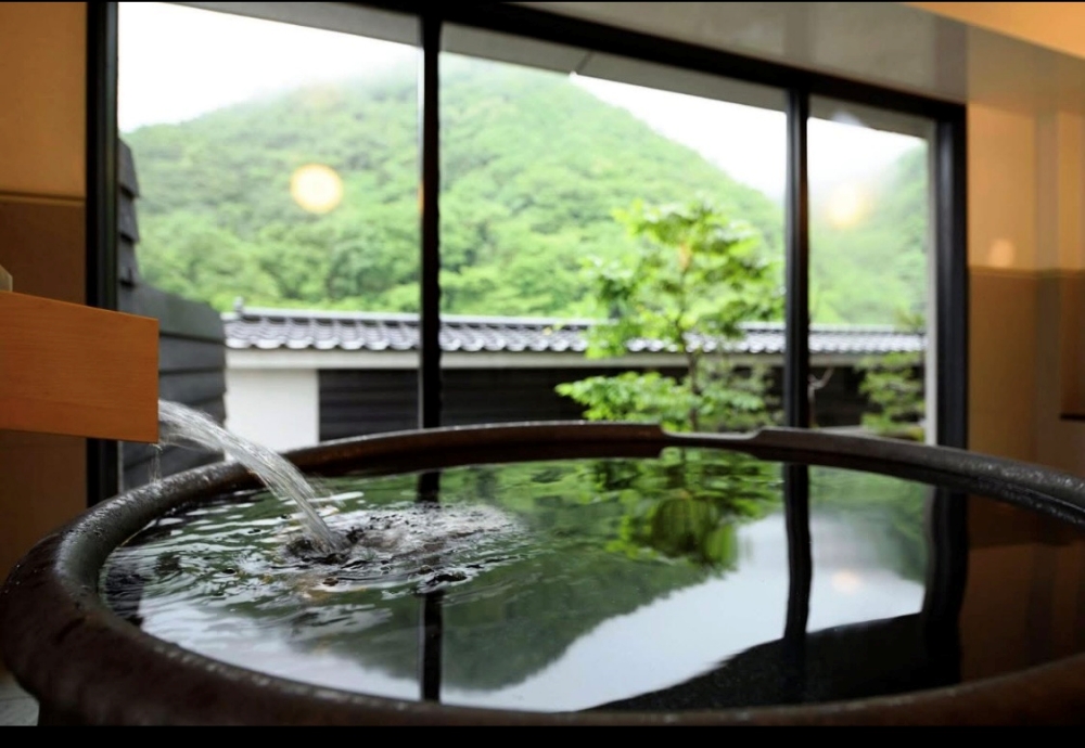 【日本仙台。住宿】『大江戶溫泉物語Premium 仙台作並』（原：鷹泉閣岩松旅館）泡湯秘境，享受山間溪流岩風呂！ @傻蛋夫妻生活札記