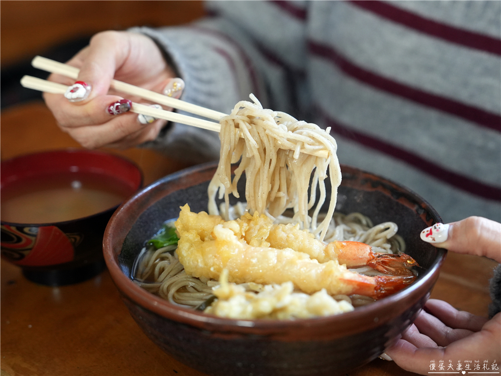 【日本栃木。美食】『多助そば 湯津上屋』塩原溫泉的老味道！傳承風味的在地手打蕎麥小店~ @傻蛋夫妻生活札記