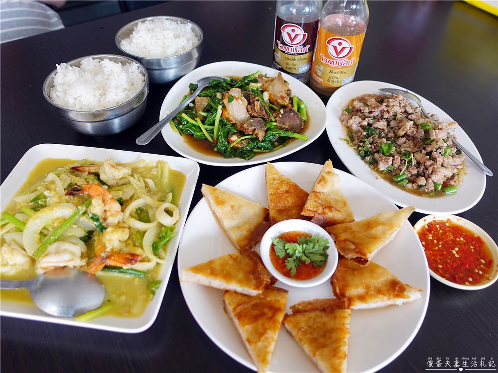 【苗栗三義。美食】『強強滾泰式風味小吃』極度低調！超不顯眼的三義道地泰式風味小吃店！ @傻蛋夫妻生活札記