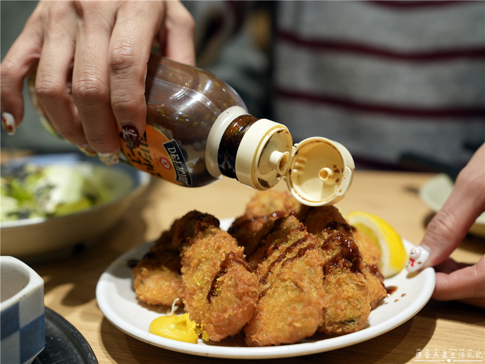 【日本東京。美食】『格安ビールと鉄鍋餃子 3‧6‧5酒場 池袋サンシャイン通り店』昭和風格平價酒場！池袋超夯的日本在地下班乾杯居酒屋~~ @傻蛋夫妻生活札記