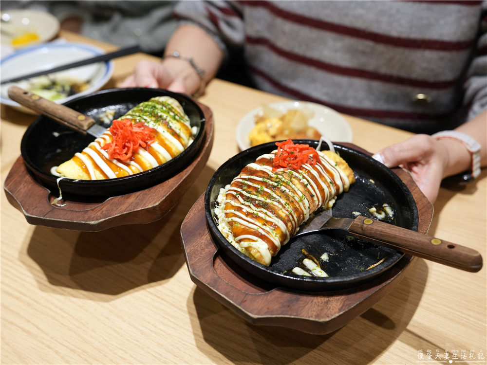 【日本東京。美食】『格安ビールと鉄鍋餃子 3‧6‧5酒場 池袋サンシャイン通り店』昭和風格平價酒場！池袋超夯的日本在地下班乾杯居酒屋~~ @傻蛋夫妻生活札記