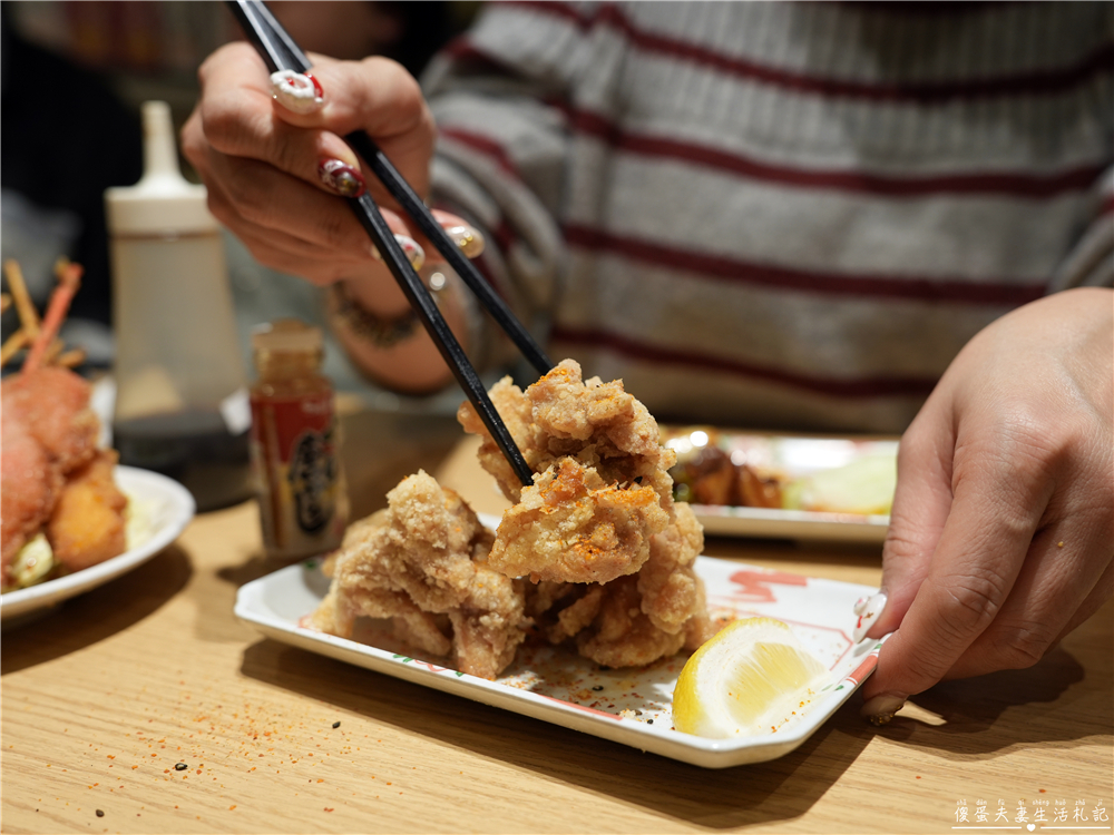 【日本東京。美食】『格安ビールと鉄鍋餃子 3‧6‧5酒場 池袋サンシャイン通り店』昭和風格平價酒場！池袋超夯的日本在地下班乾杯居酒屋~~ @傻蛋夫妻生活札記