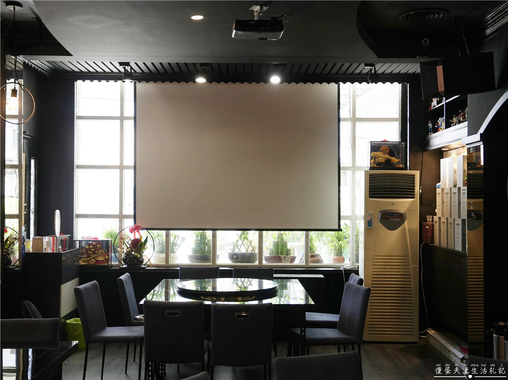 【苗栗竹南。美食】『東棧時光』超質感熱炒餐酒館！聚餐小酌首選！ @傻蛋夫妻生活札記