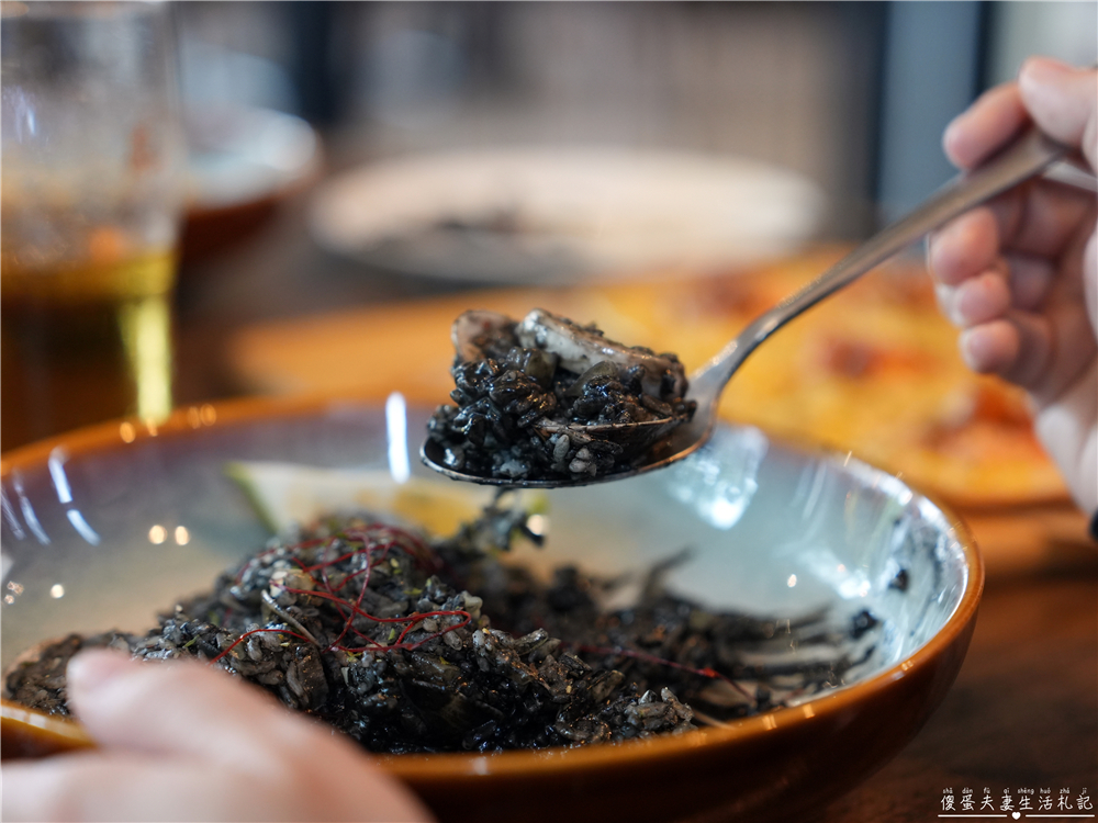 【苗栗市。美食】『庫比咖啡-苗栗聯大店』氛圍超Chill~聯合大學旁的美式風格餐廳！ @傻蛋夫妻生活札記