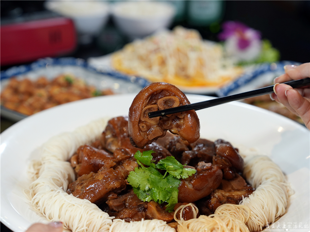 【苗栗竹南美食】『東棧時光』超質感熱炒餐酒館！聚餐小酌首選！ @傻蛋夫妻生活札記