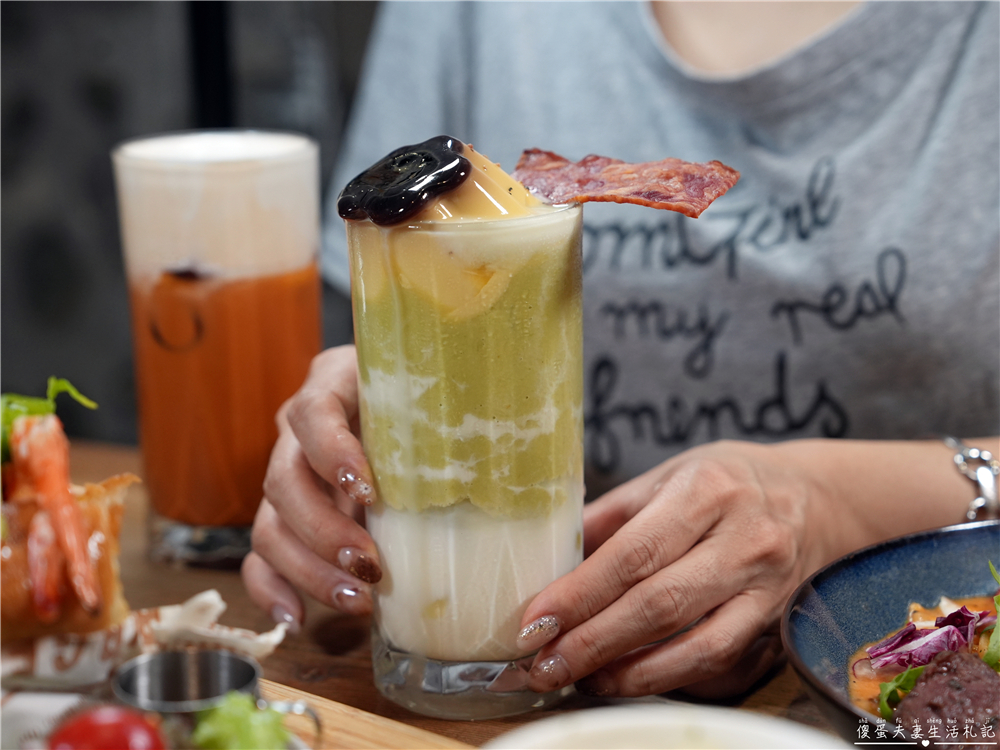 【台中北區。美食】『禾間糧倉』勤美超夯早午餐嶄新登場！培根布丁酪梨牛奶、炙烤鮮蝦英格蘭堡、夕陽醬牛排義大利麵亮眼上桌！ @傻蛋夫妻生活札記