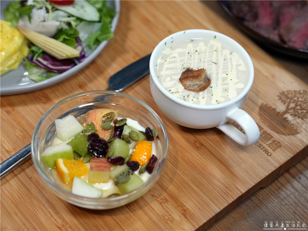 【台中北區。美食】『禾間糧倉』勤美超夯早午餐嶄新登場！培根布丁酪梨牛奶、炙烤鮮蝦英格蘭堡、夕陽醬牛排義大利麵亮眼上桌！ @傻蛋夫妻生活札記