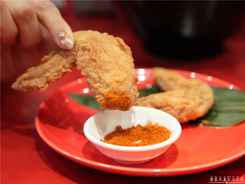 【台中西區。美食】『大心新泰式麵食-台中勤美店』口味香氣都到位！瓦城旗下泰式麵食品牌！ @傻蛋夫妻生活札記