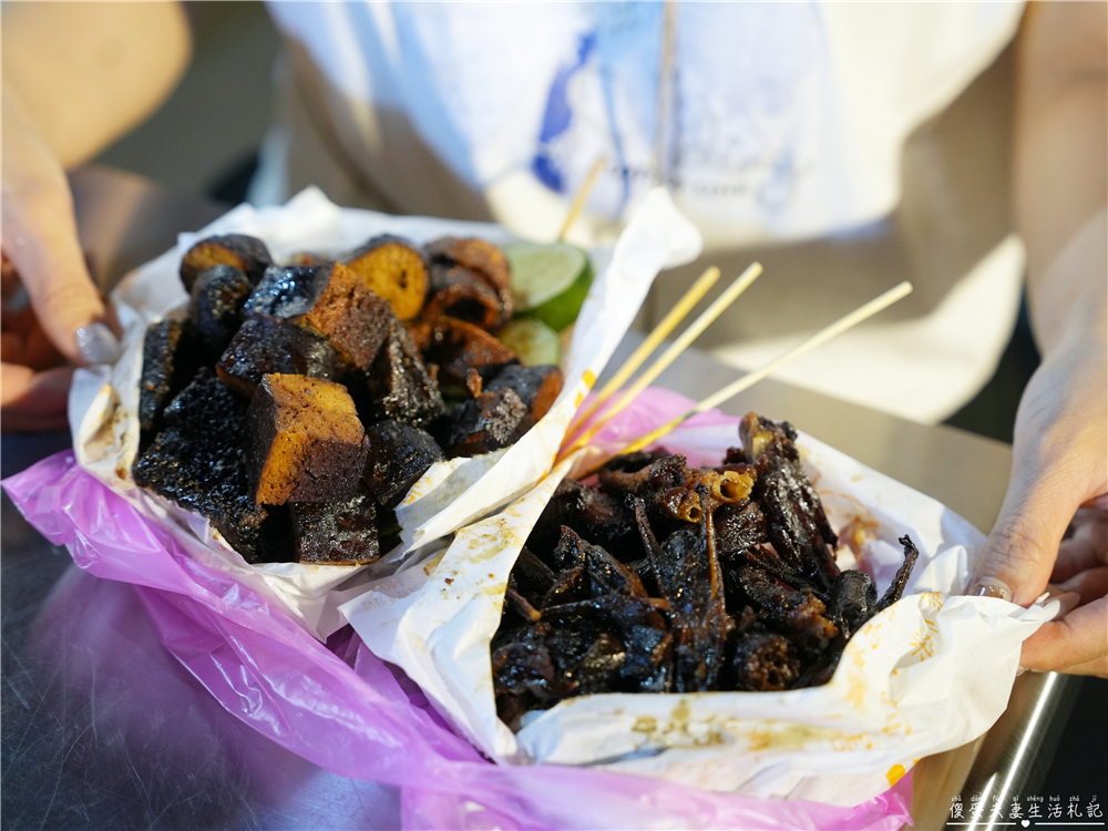 【台中北屯。美食】『大肥鴨東山鴨頭-總站夜市』總站夜市最高評分的東山鴨頭專賣！ @傻蛋夫妻生活札記