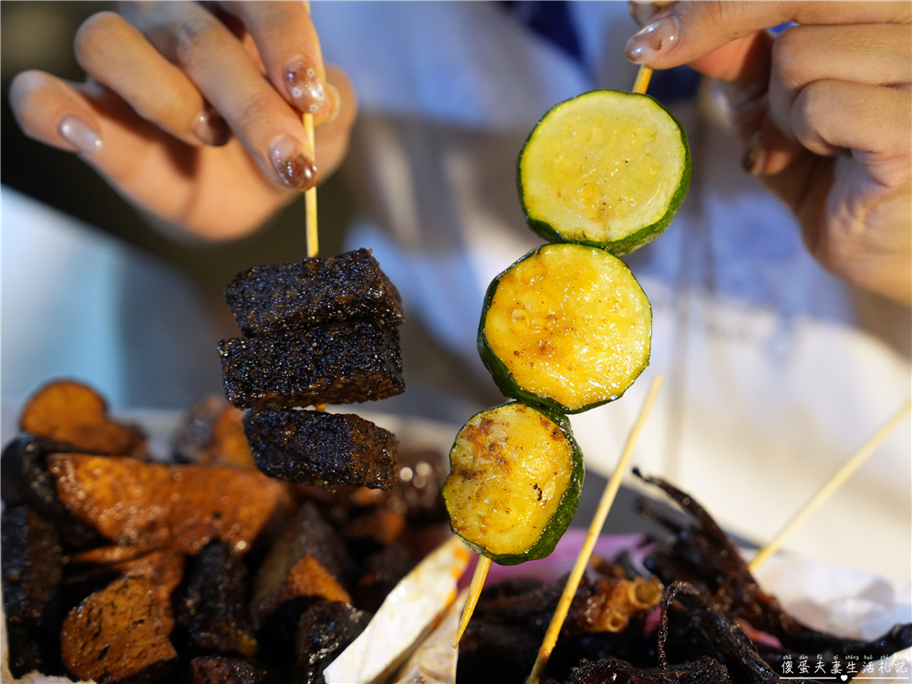 【台中北屯。美食】『大肥鴨東山鴨頭-總站夜市』總站夜市最高評分的東山鴨頭專賣！ @傻蛋夫妻生活札記