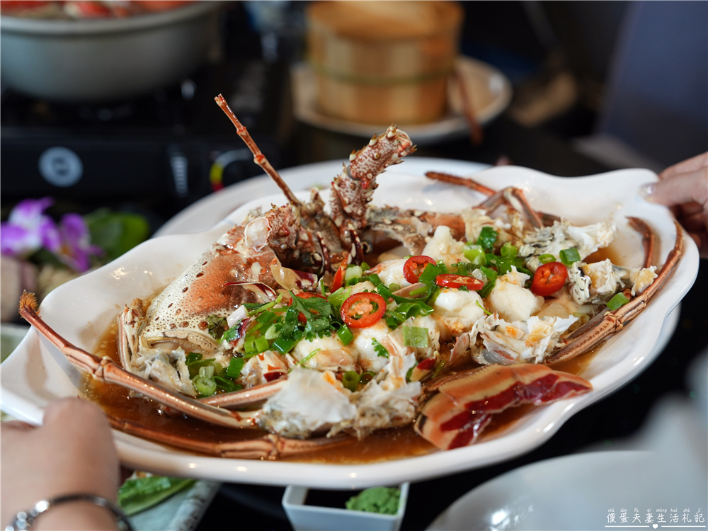 【苗栗竹南。美食】『東棧時光』2026年菜、春酒、尾牙菜色登場！竹南在地的質感系熱炒餐酒館~ @傻蛋夫妻生活札記