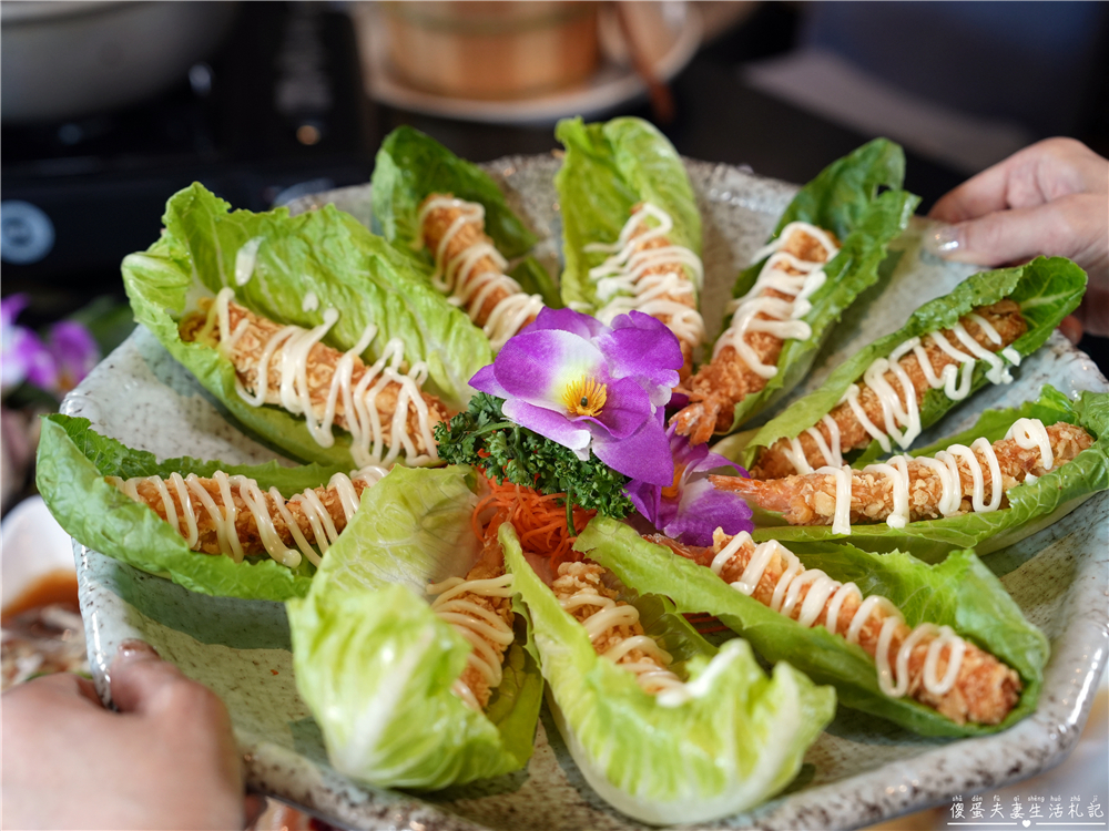 【苗栗竹南。美食】『東棧時光』2026年菜、春酒、尾牙菜色登場！竹南在地的質感系熱炒餐酒館~ @傻蛋夫妻生活札記