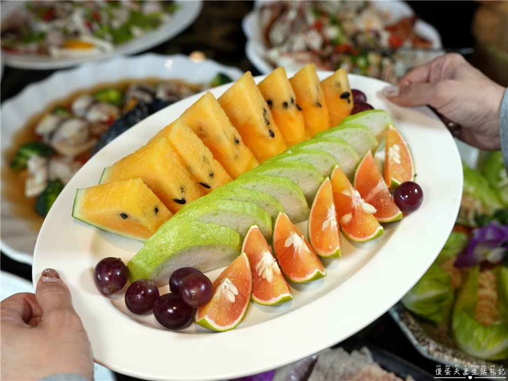 【苗栗竹南。美食】『東棧時光』2026年菜、春酒、尾牙菜色登場！竹南在地的質感系熱炒餐酒館~ @傻蛋夫妻生活札記