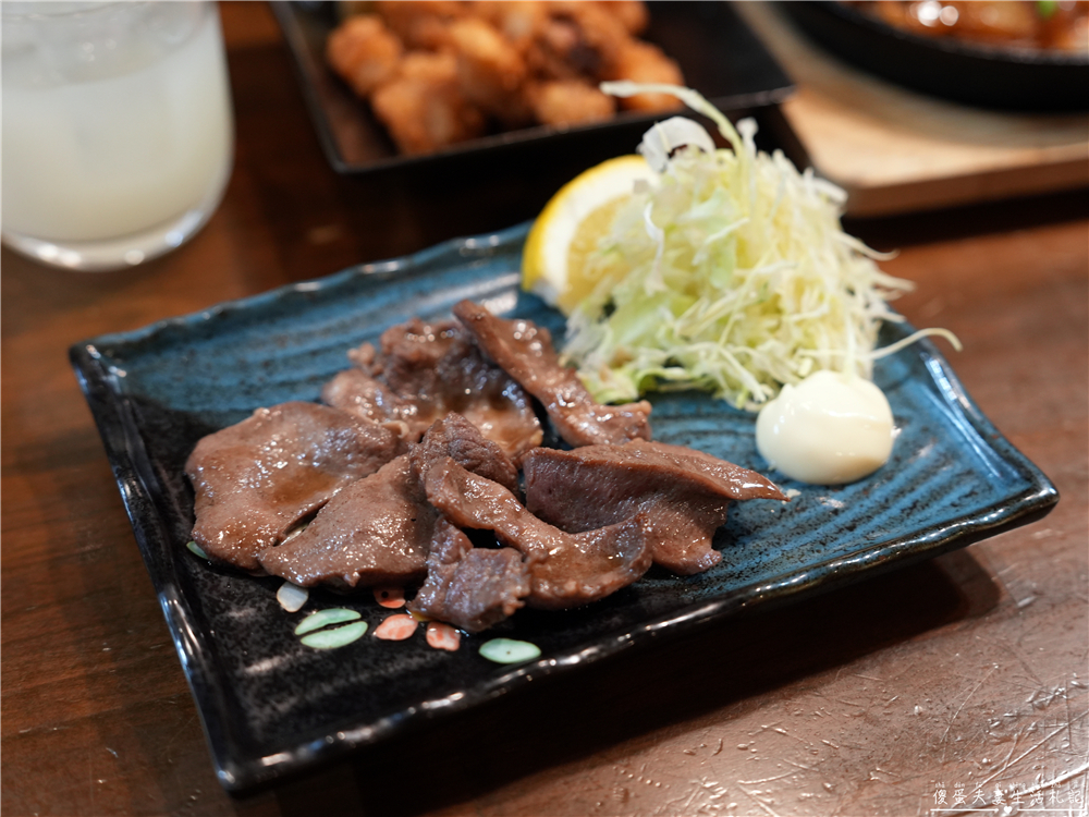 【日本群馬。美食】『キッチン笑りぃ』環境簡單溫馨~草津溫泉街的全室禁煙居酒屋！ @傻蛋夫妻生活札記