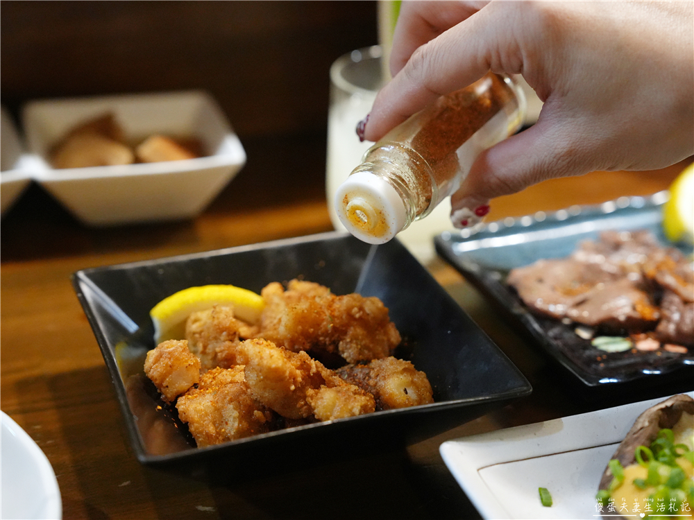 【日本群馬。美食】『キッチン笑りぃ』環境簡單溫馨~草津溫泉街的全室禁煙居酒屋！ @傻蛋夫妻生活札記