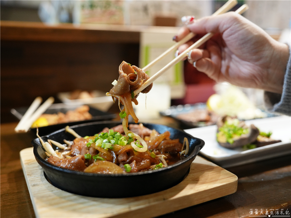 【日本群馬。美食】『キッチン笑りぃ』環境簡單溫馨~草津溫泉街的全室禁煙居酒屋！ @傻蛋夫妻生活札記