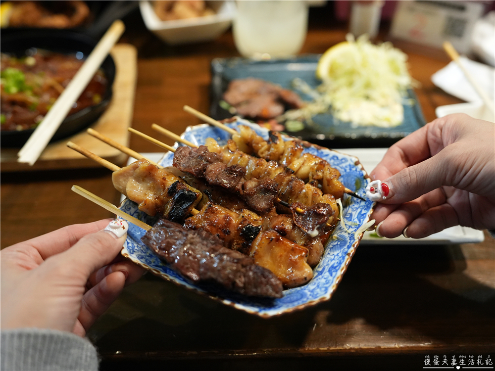 【日本群馬。美食】『キッチン笑りぃ』環境簡單溫馨~草津溫泉街的全室禁煙居酒屋！ @傻蛋夫妻生活札記