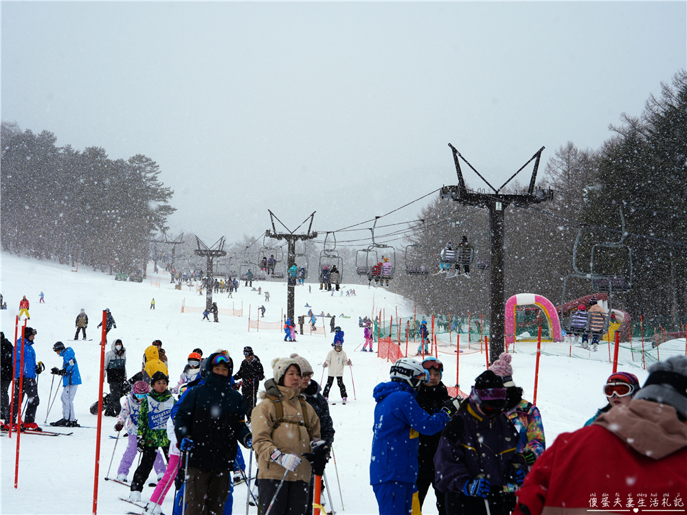 【日本群馬。滑雪】『草津溫泉滑雪場 / 草津温泉スキー場』溫泉小鎮裡的親子滑雪場！ @傻蛋夫妻生活札記