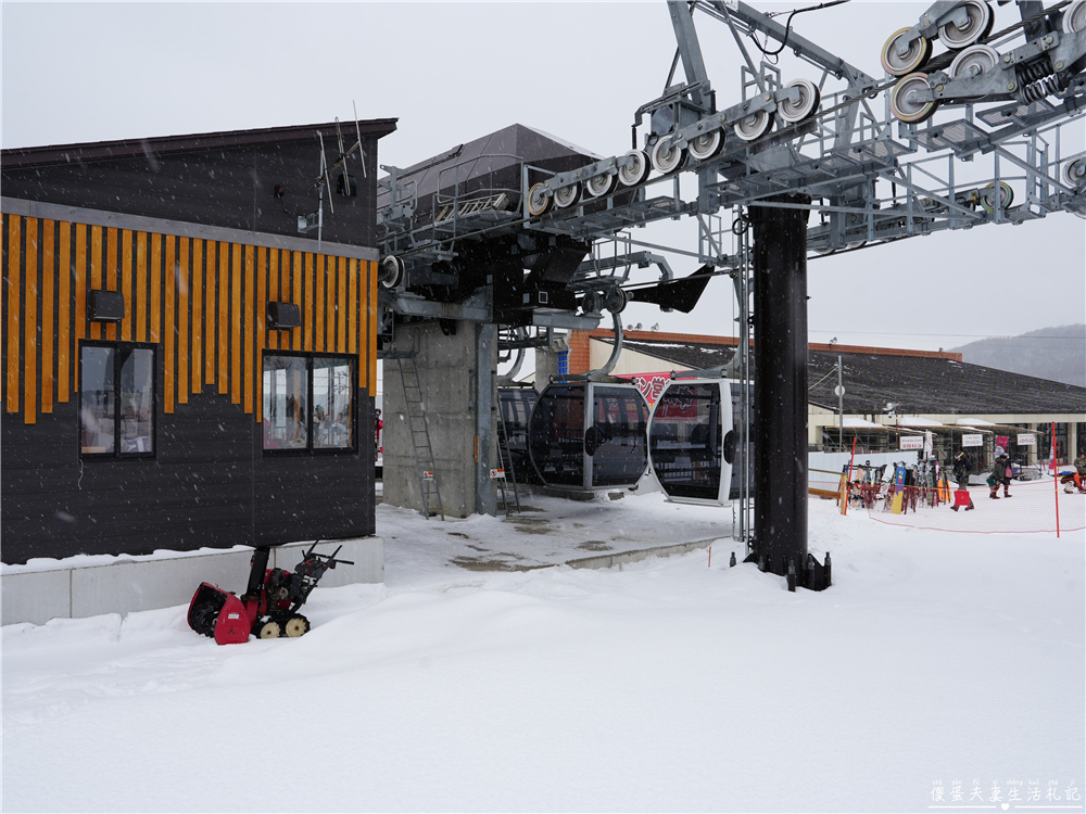 【日本群馬。滑雪】『草津溫泉滑雪場 / 草津温泉スキー場』溫泉小鎮裡的親子滑雪場！ @傻蛋夫妻生活札記