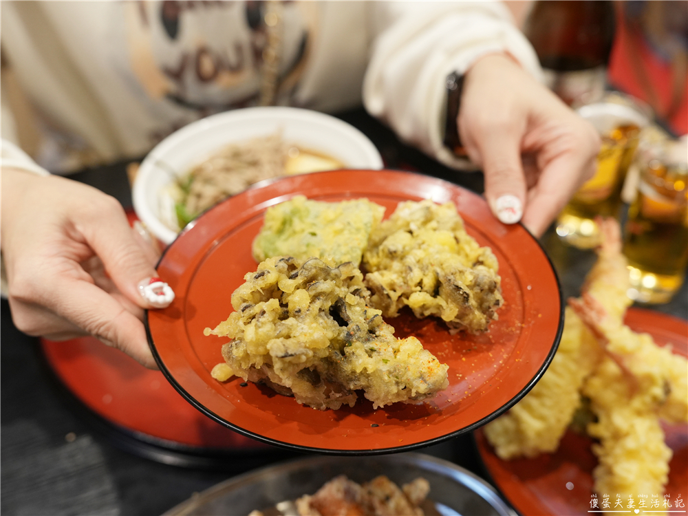 【日本群馬。美食】『日本蕎麦 鴨鉄』草津溫泉必吃鴨肉蕎麥麵！特色舞茸菇也好吃~~ @傻蛋夫妻生活札記