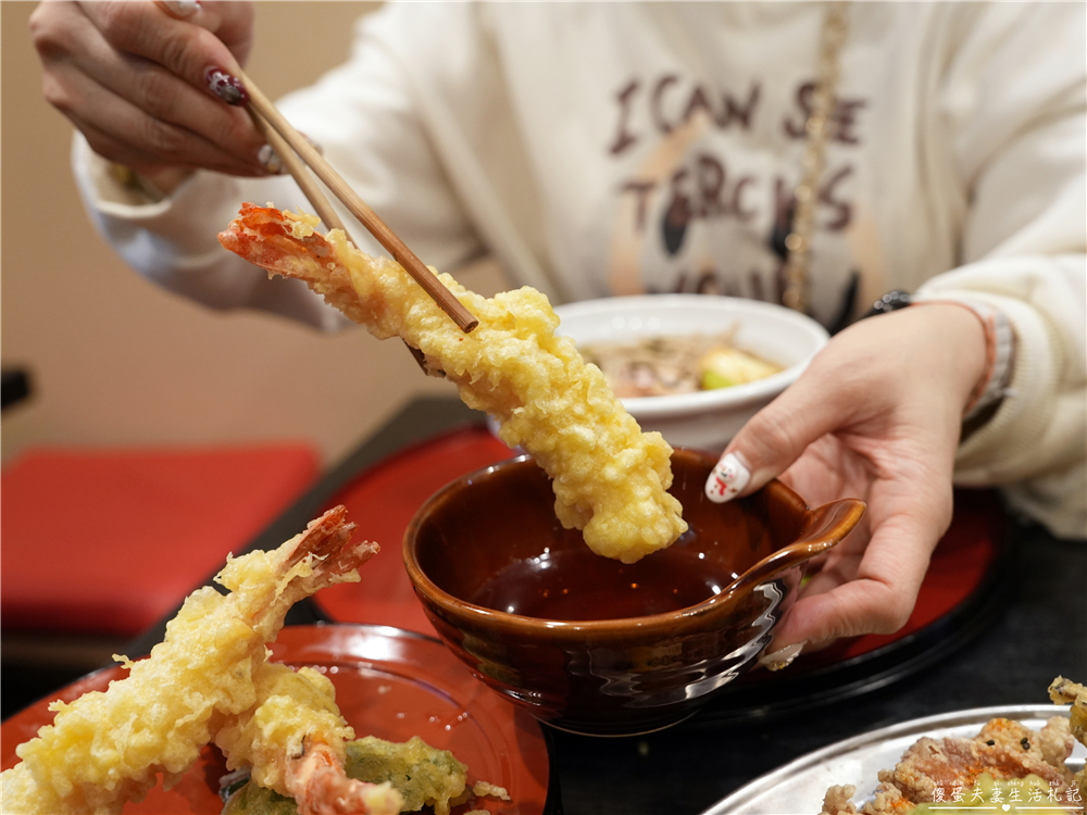 【日本群馬。美食】『日本蕎麦 鴨鉄』草津溫泉必吃鴨肉蕎麥麵！特色舞茸菇也好吃~~ @傻蛋夫妻生活札記