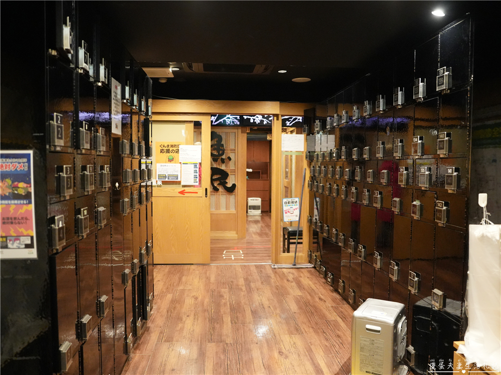 【日本群馬。美食】『魚民日式居酒屋-草津温泉湯畑店』邊吃邊看湯畑夜景超享受！ @傻蛋夫妻生活札記