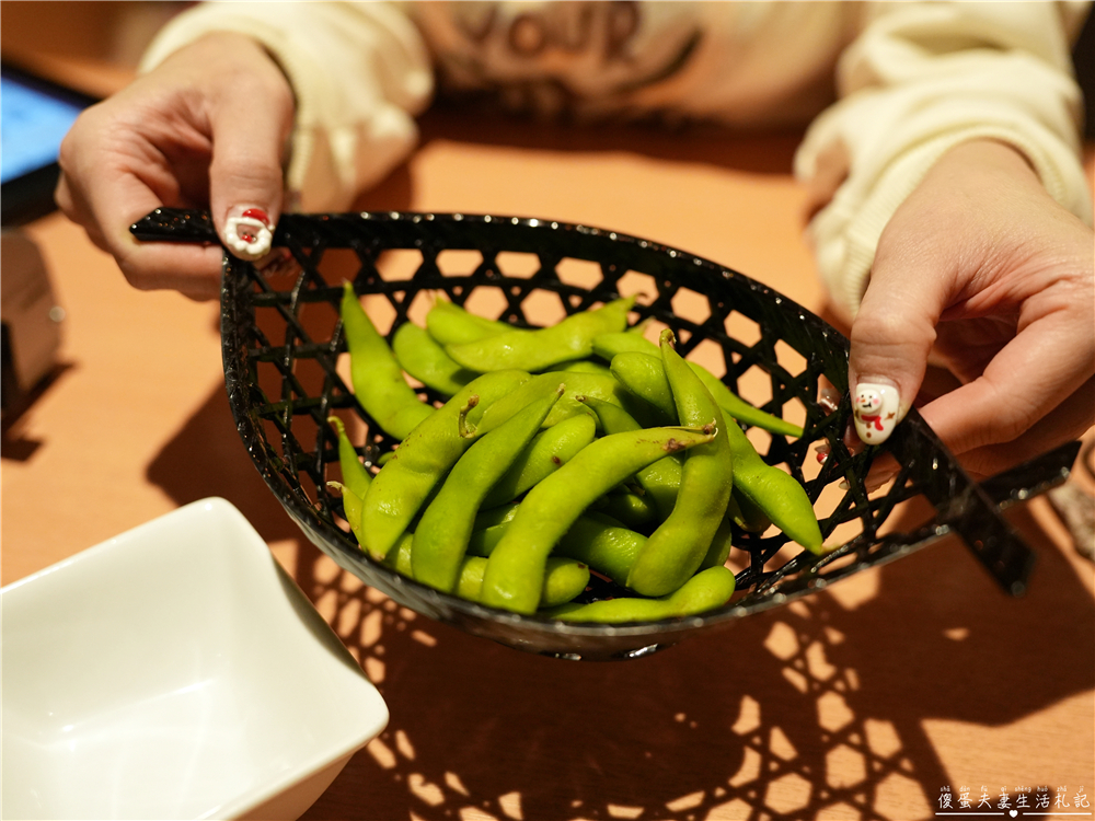 【日本群馬。美食】『魚民日式居酒屋-草津温泉湯畑店』邊吃邊看湯畑夜景超享受！ @傻蛋夫妻生活札記
