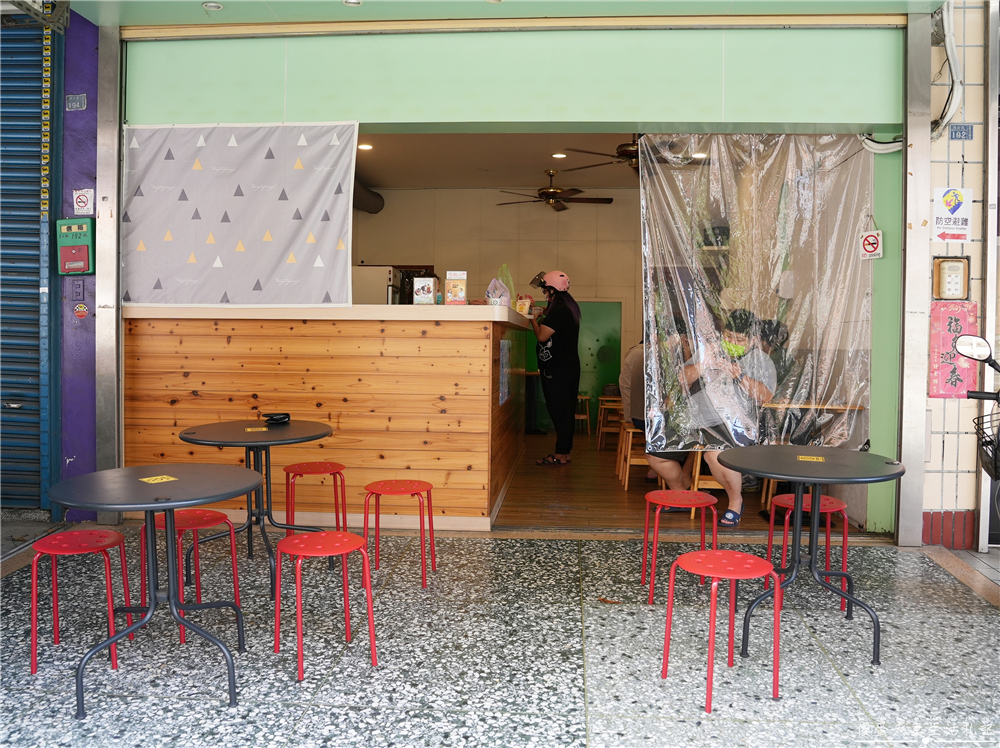 【苗栗市。美食】『春日早午餐』特色創意早餐！客家小炒蛋餅、巧克力薯餅吐司，創意滿點~~ @傻蛋夫妻生活札記