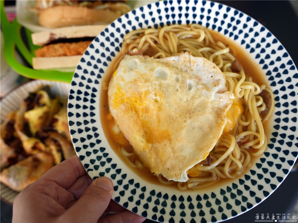 【苗栗市。美食】『春日早午餐』特色創意早餐！客家小炒蛋餅、巧克力薯餅吐司，創意滿點~~ @傻蛋夫妻生活札記