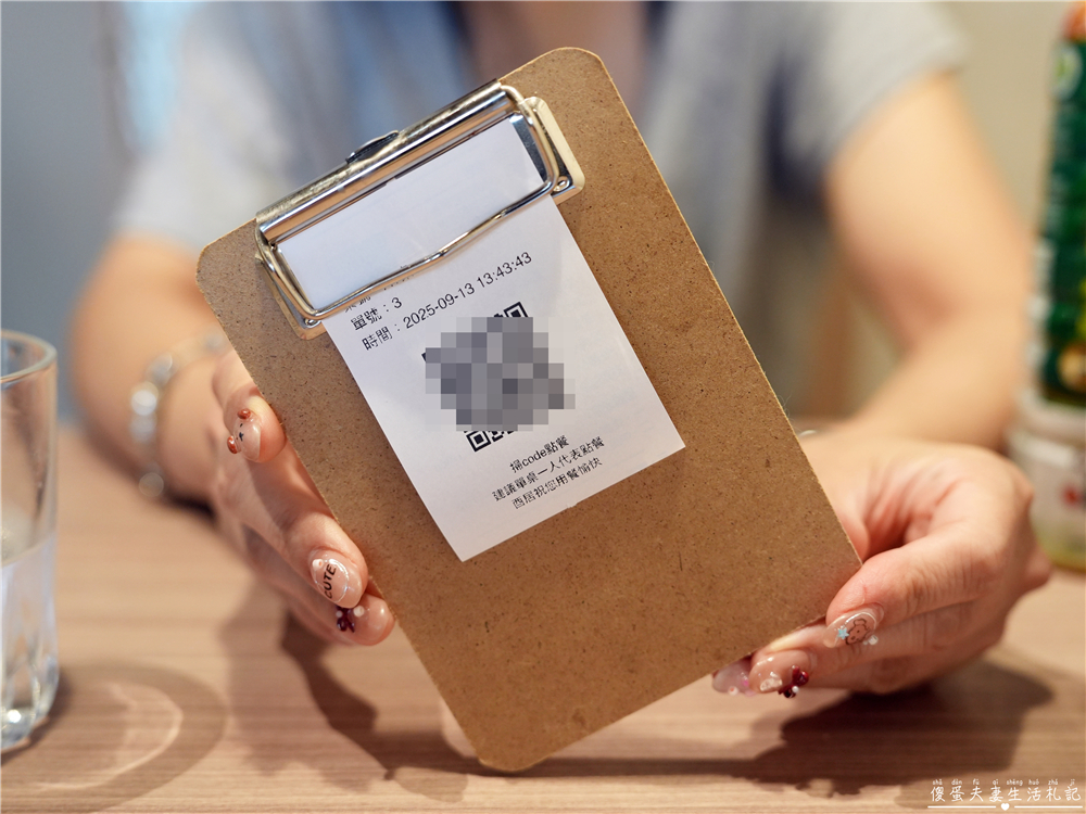 【台中西屯。美食】『酉居小酒館』家一般的舒適~鬆弛感滿滿的溫馨日式小酒館！ @傻蛋夫妻生活札記