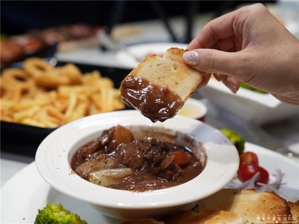 【苗栗頭份。美食】『紳OWL餐酒館』微醺饗宴！品味城市一隅的優雅夜色~ @傻蛋夫妻生活札記