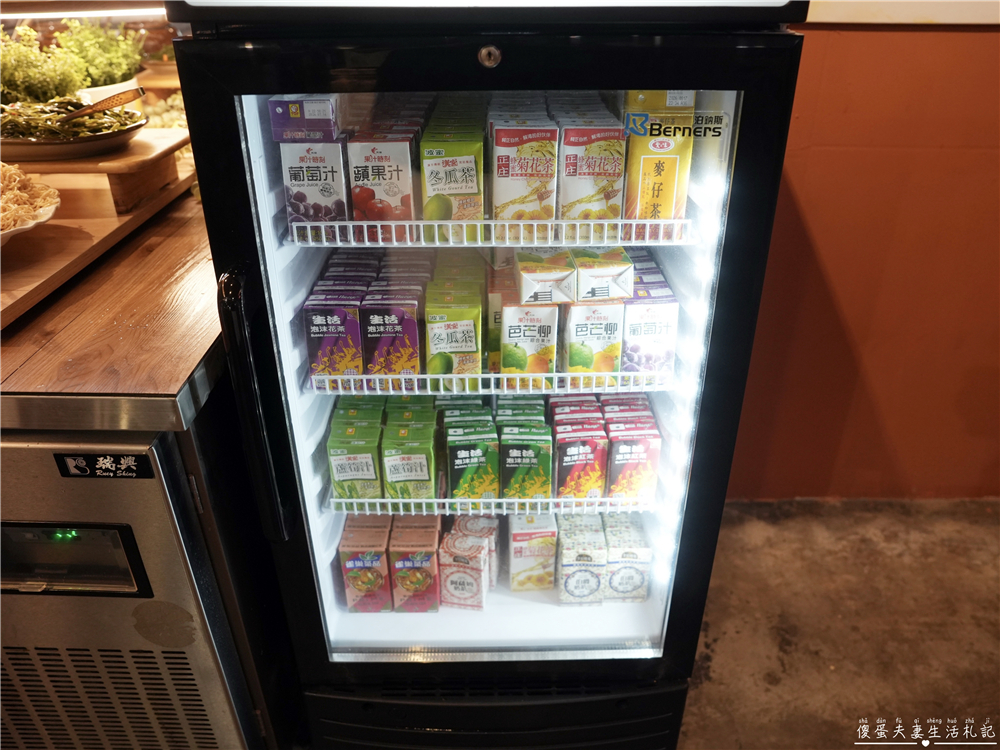 【苗栗頭份。美食】『月團圓雞湯火鍋-頭份尚順店』全新自助吧2代店登場！最低388元個人鴛鴦鍋，澎派自助吧吃到飽！寵物友善火鍋店~ @傻蛋夫妻生活札記