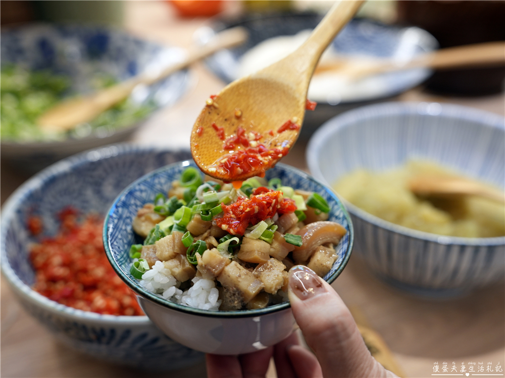 【苗栗頭份。美食】『月團圓雞湯火鍋-頭份尚順店』全新自助吧2代店登場！最低388元個人鴛鴦鍋，澎派自助吧吃到飽！寵物友善火鍋店~ @傻蛋夫妻生活札記