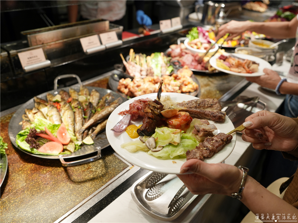 【台中西屯。美食】『溫莎咖啡廳』高質感Buffet！裕元花園酒店的吃到飽百匯餐廳！ @傻蛋夫妻生活札記