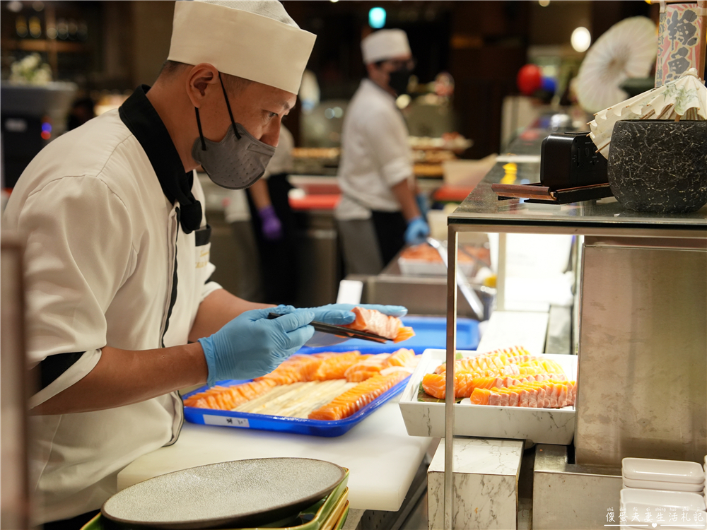 【台中西屯。美食】『溫莎咖啡廳』高質感Buffet！裕元花園酒店的吃到飽百匯餐廳！ @傻蛋夫妻生活札記