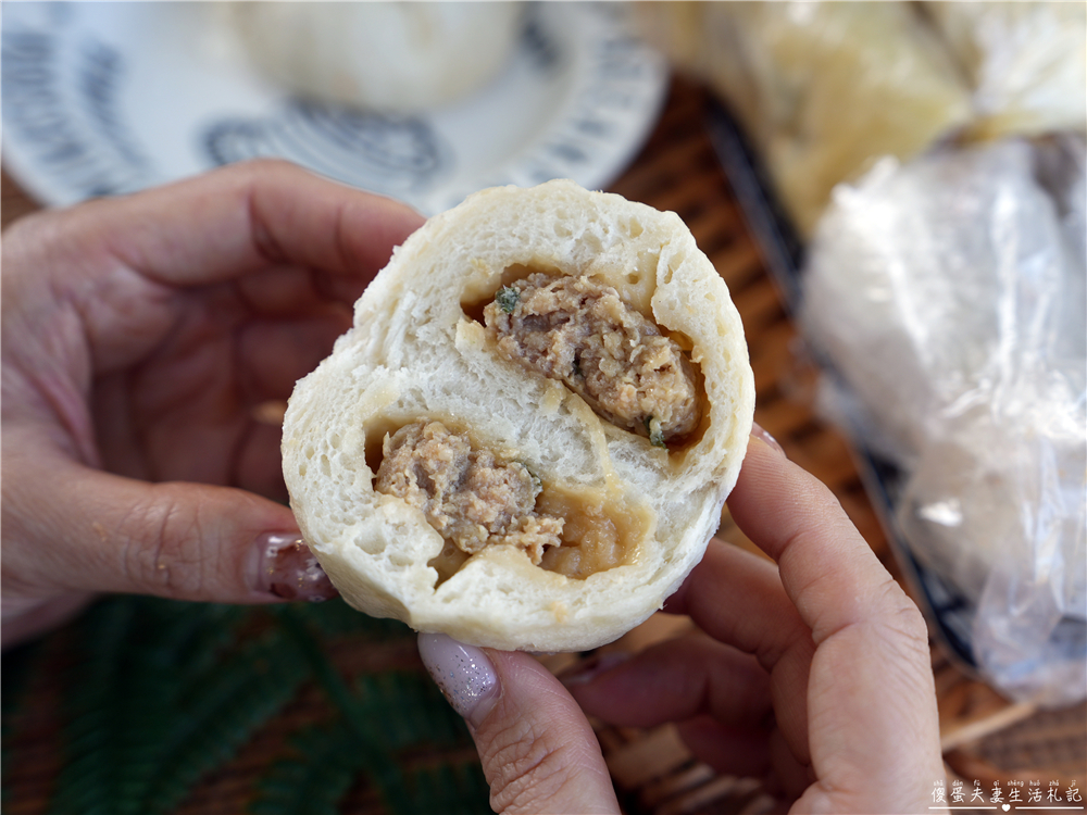 【苗栗市。美食】『市場桂枝豆漿店』超猛鮮肉包子！藏在南苗市場的傳統早餐店！ @傻蛋夫妻生活札記