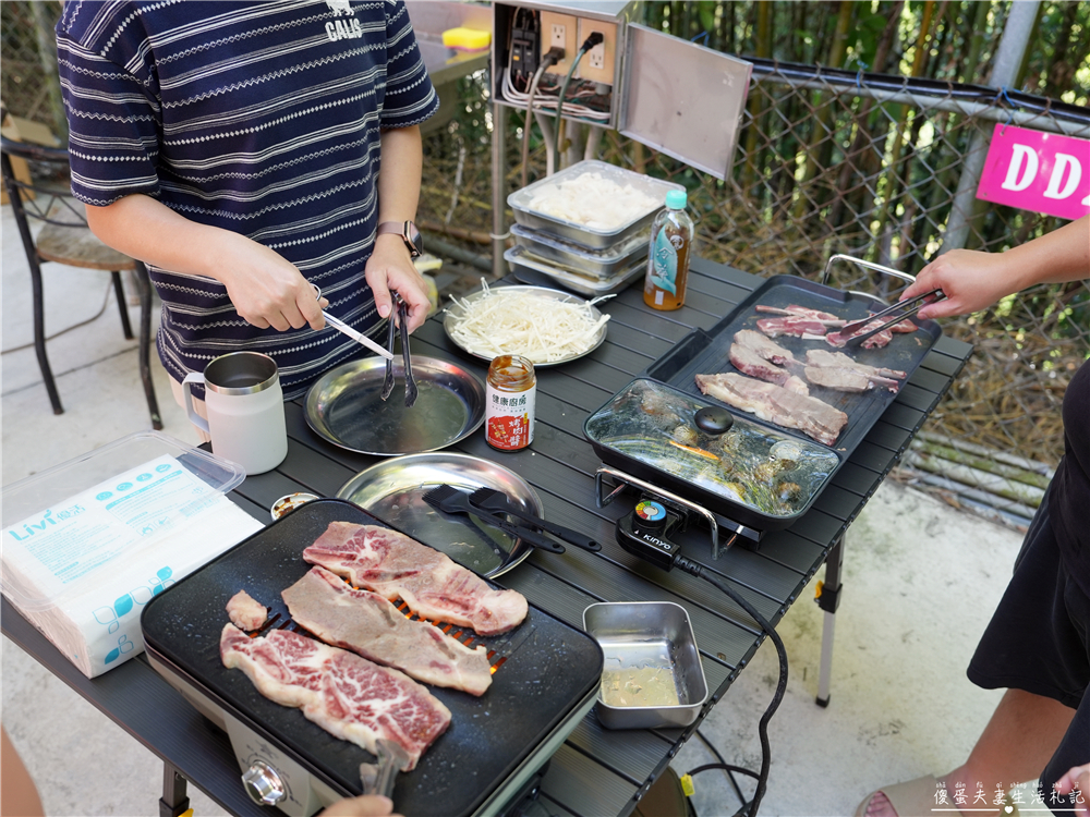 【苗栗大湖。露營】『微笑山丘露營區』玩到不想回家！孩子放電、大人放鬆的樂園系露營區！ @傻蛋夫妻生活札記