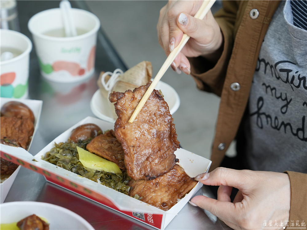 【苗栗頭份。美食】『圓光排肉餐盒』乘載回憶的味道！經營超過一甲子的頭份在地超級便當老店！ @傻蛋夫妻生活札記