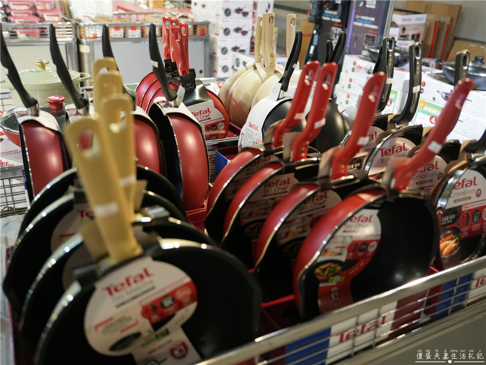 【台中中區。特賣會】『日曜天地OUTLET』年末展示品家電最後出清，全面3折起！各大知名家電、廚具、寢具品牌一次到位！把握機會便宜搶起來！ @傻蛋夫妻生活札記