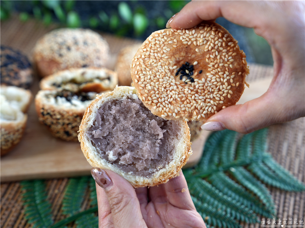 【苗栗市。美食】『上海名點蟹殼黃』香脆耐吃！客家美食街的上海小點心~ @傻蛋夫妻生活札記