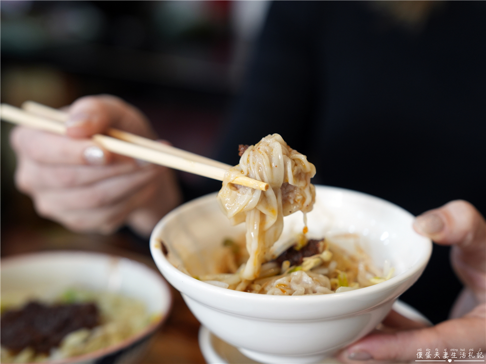 【彰化鹿港。美食】『鹿港圓環頂麵食館』鹿港老街超夯麵食館!10元小菜、俗又大碗! @傻蛋夫妻生活札記 【彰化鹿港。美食】『鹿港圓環頂麵食館』鹿港老街超夯麵食館!10元小菜、俗又大碗! @傻蛋夫妻生活札記