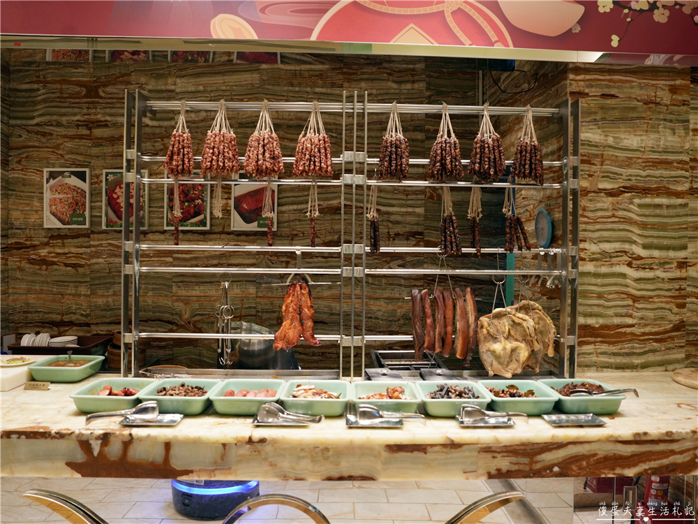 【台中西屯。美食】『林酒店 森林百匯』海鮮×異國料理一次滿足!台中吃到飽餐廳! @傻蛋夫妻生活札記 【台中西屯。美食】『林酒店 森林百匯』海鮮×異國料理一次滿足!台中吃到飽餐廳! @傻蛋夫妻生活札記