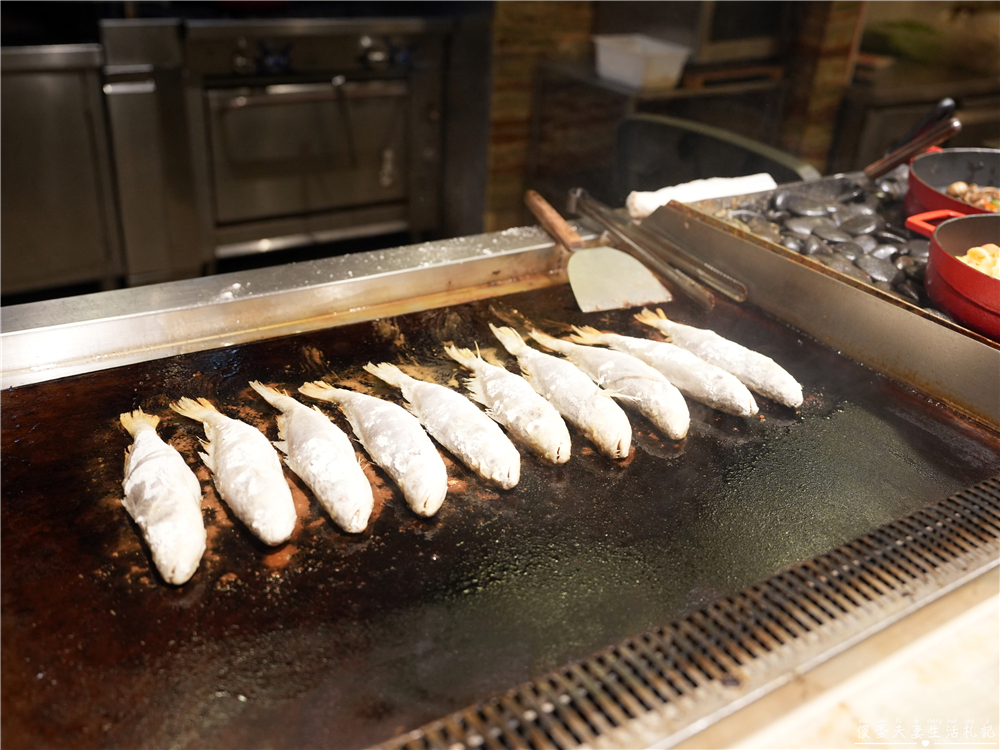 【台中西屯。美食】『林酒店 森林百匯』海鮮&times;異國料理一次滿足！台中吃到飽餐廳！ @傻蛋夫妻生活札記