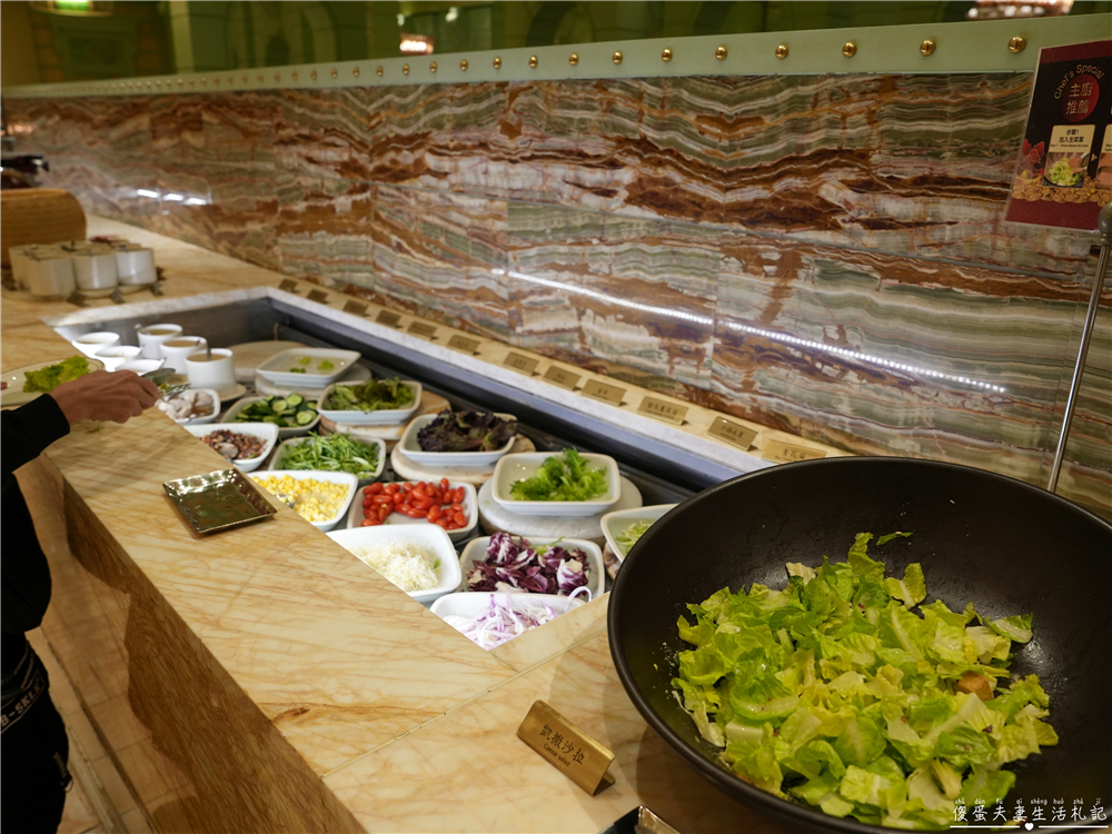 【台中西屯。美食】『林酒店 森林百匯』海鮮&times;異國料理一次滿足！台中吃到飽餐廳！ @傻蛋夫妻生活札記